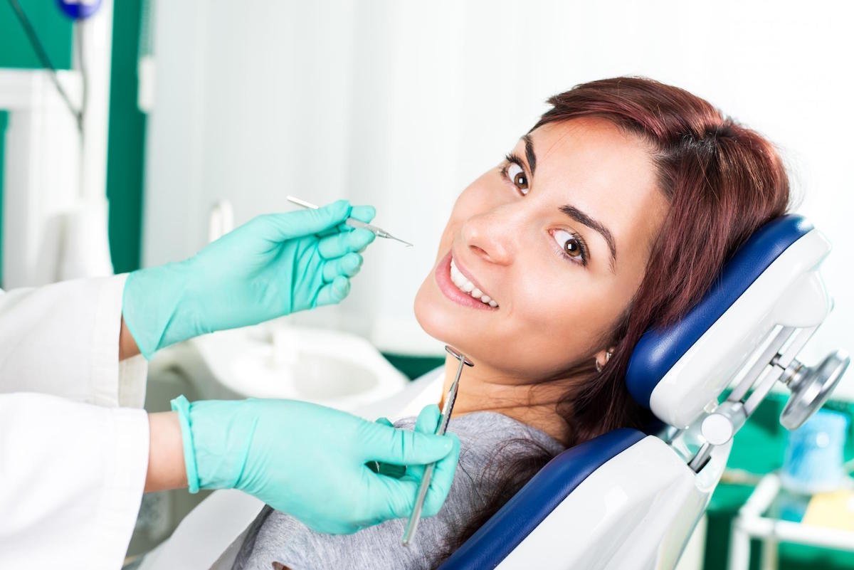 Chiswick Dental Care Logo