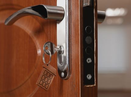 GuardianTech Locksmith Cranleigh logo