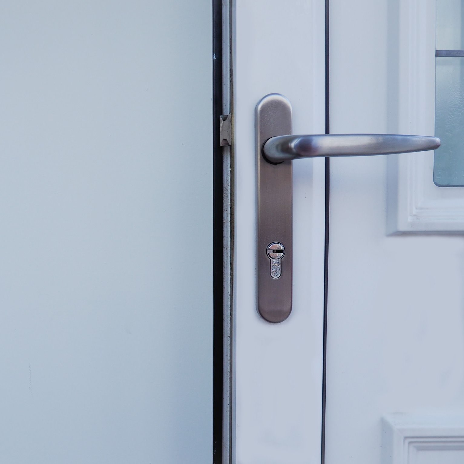 Woolton Lock & Door Repair Logo